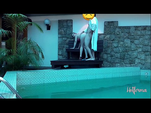 ❤️ Boss uzaicina kalponi uz baseinu, bet nevarēja pretoties karstu ❤❌ Cietā porno pie porno lv.klassikaprint.ru